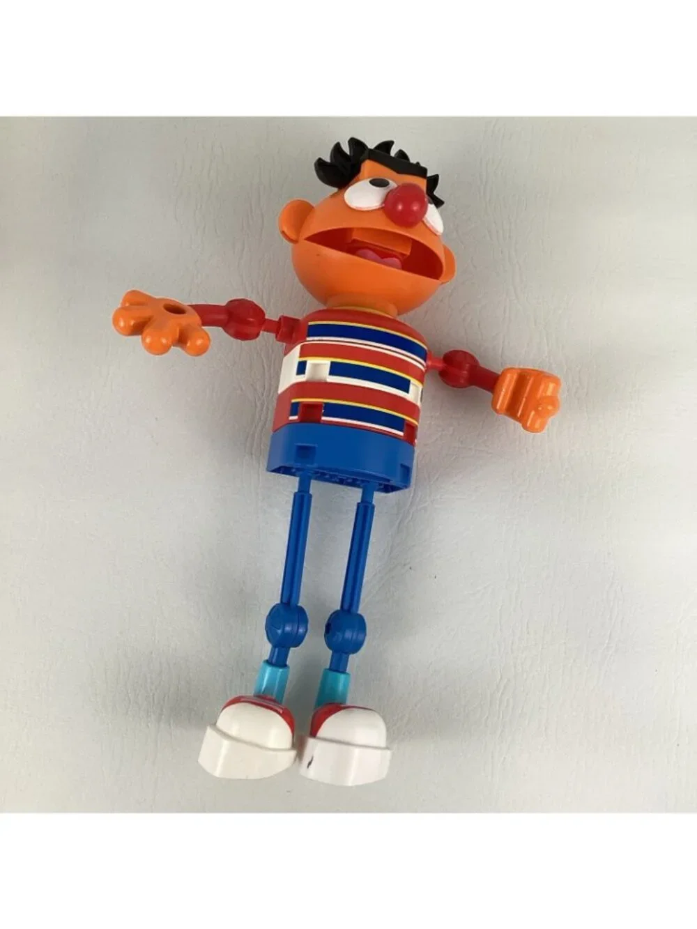Kid K'Nex Sesame Street Ernie Building Set Muppet Character 11